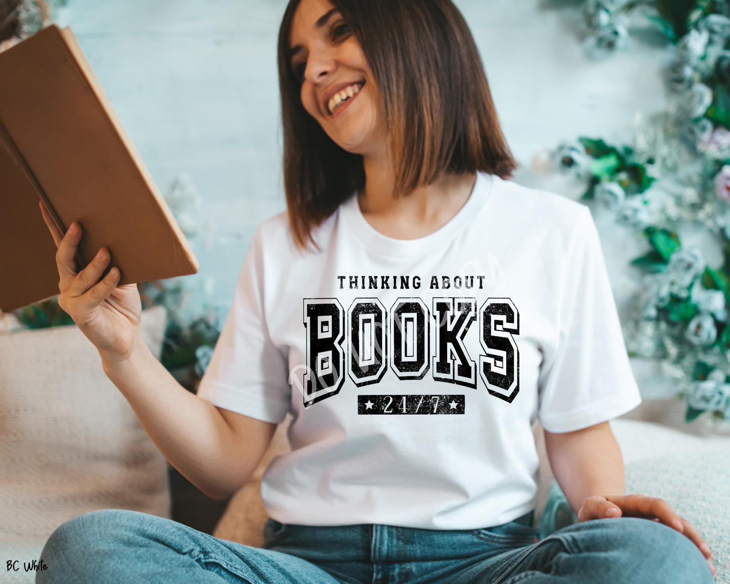 Books 24/7 - Tee